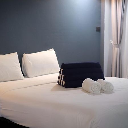 Shane Hotel Chiang Mai Buitenkant foto
